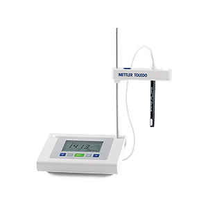 METTLER TOLEDO Conductivity Bench Meter  F30